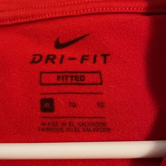 Nike 1/4 zip - Picture 2 of 3